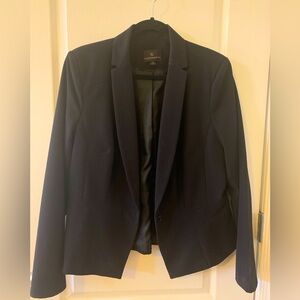 { WORTHINGTON } ONE BUTTON BLACK BLAZER